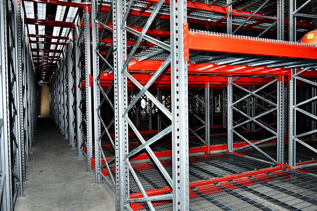 Catwalk / Pick Face Racking thumbnail 6