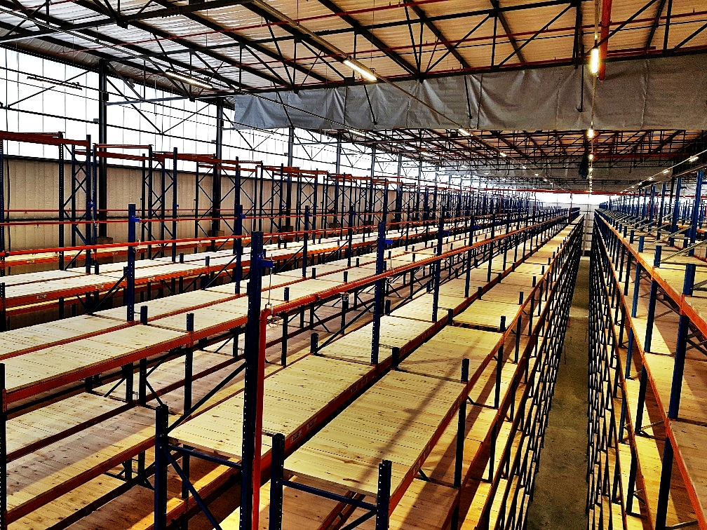 Warehouse Shelving thumbnail 2